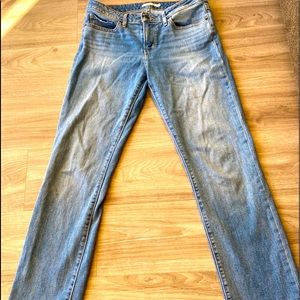 Women’s Levi’s 714 Straight Jeans Size 29
